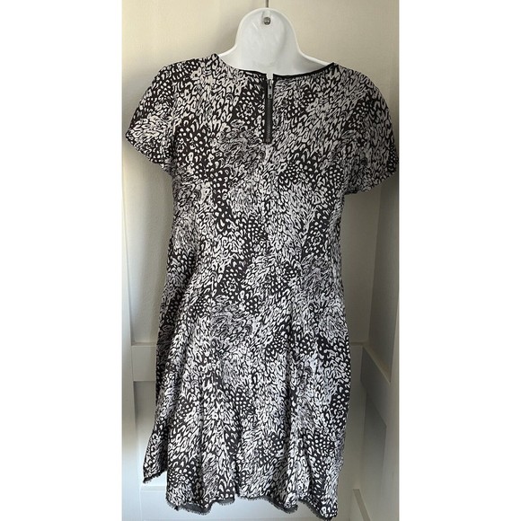 Silence & Noise Witchy Dress Raw Edge Gray & Black Swing‎ Urban Outfitter… - Picture 5 of 7